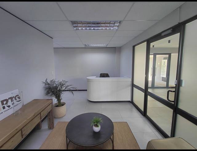 189M² OFFICE TO LET IN BRYANSTON